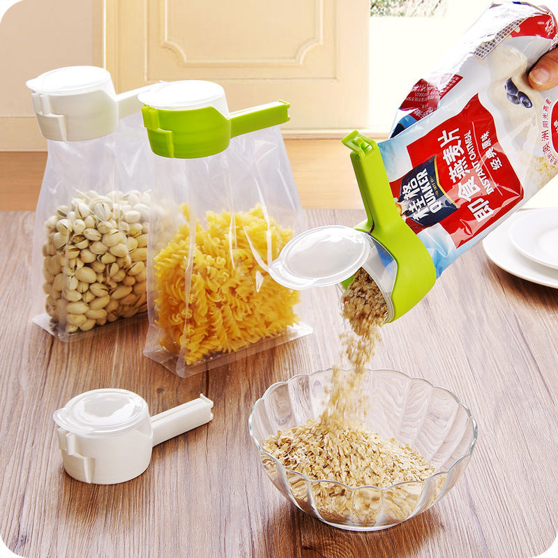 2-in-1 Bag Sealing Clip with Measuring Scoop